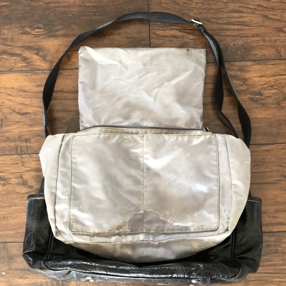 Coach Signature C Stitched Patent Leather Baby - Picture 10 of 14